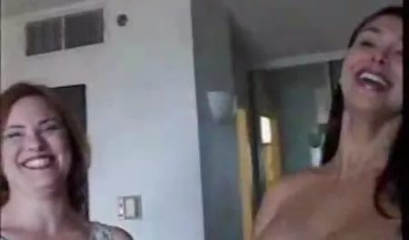 BBW سکسیکیر لزبین لعنتی آماتور