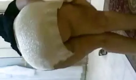 دختر ناز لذت بردن دانلود داستان سکسی باحال از دستی گرفتن