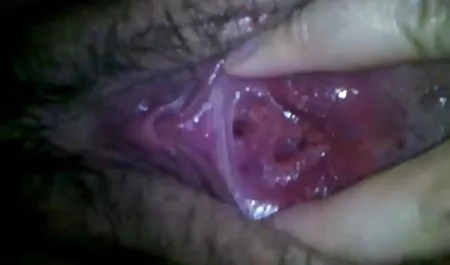 نوار پشت صحنه و BJ توسط سبزه عصیانگر کم حجم سکسی