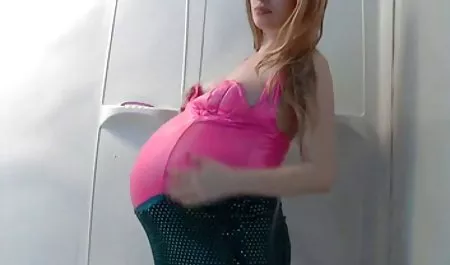 Busty Alexis Silver و بریتانیایی دانلود فیلم سکسی داخل اتوبوس به او تیتان می دهند