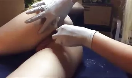 یک بوسه زرق و برق دار دانلود فیلم سکسی خارجی کم حجم در ساحل ، Priva.